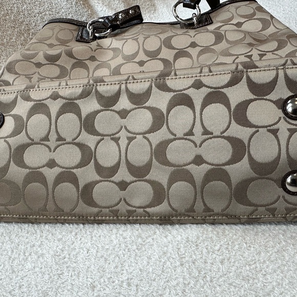Coach Signature Satin handbag - Picture 12 of 14